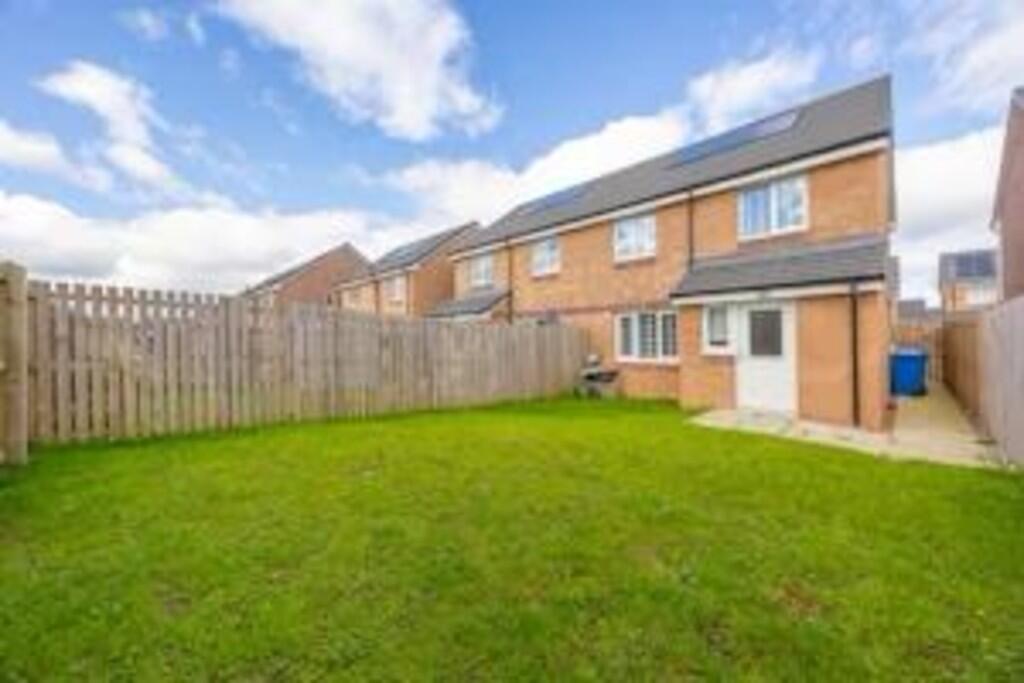 thumbnail_IMG-202...