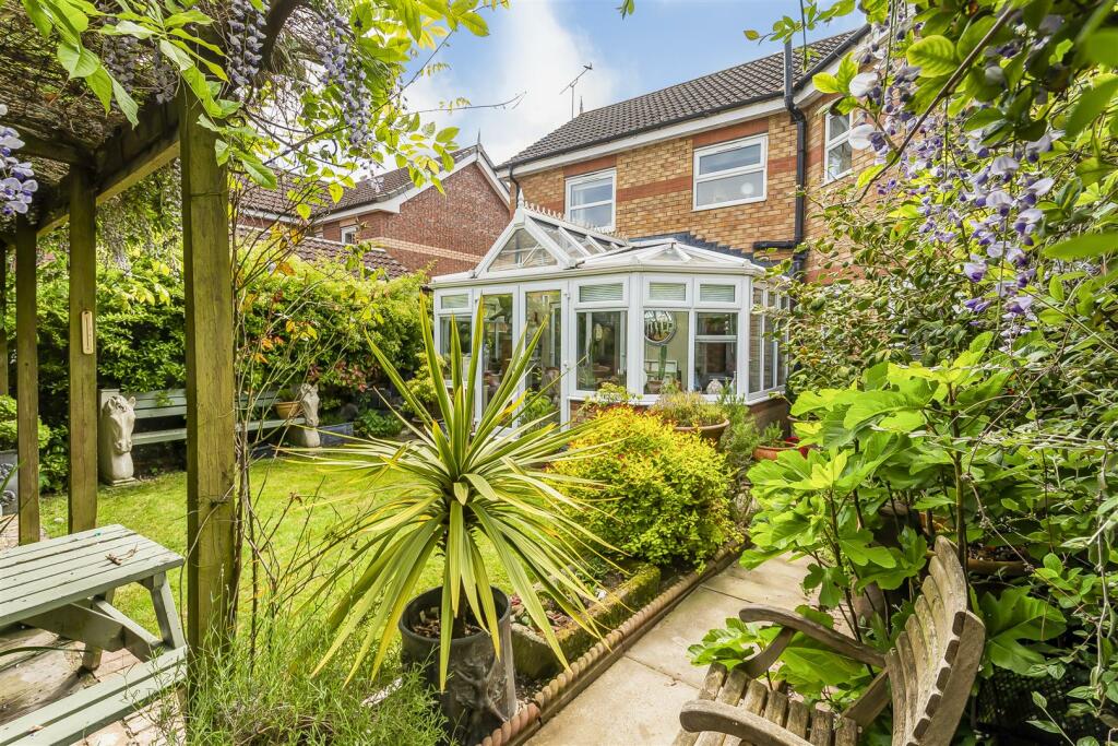GARDEN