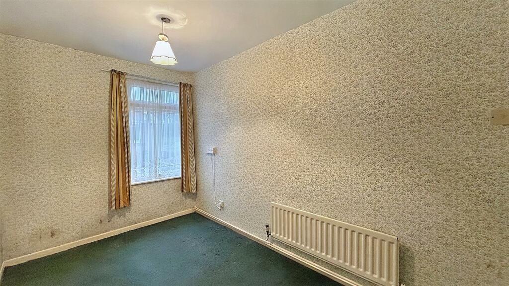 Bedroom 3.jpg