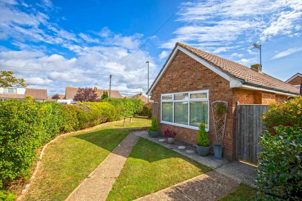 1 Burnside Crescent_24.JPG