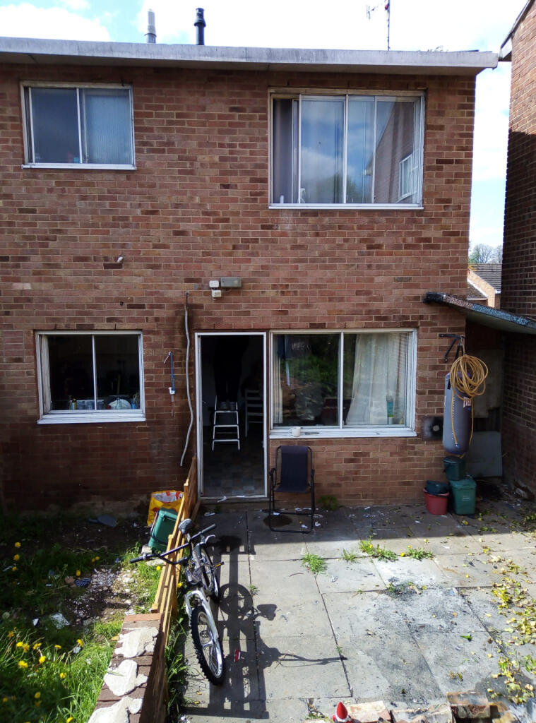 Three Bedroom Terraced Property in South Harrow