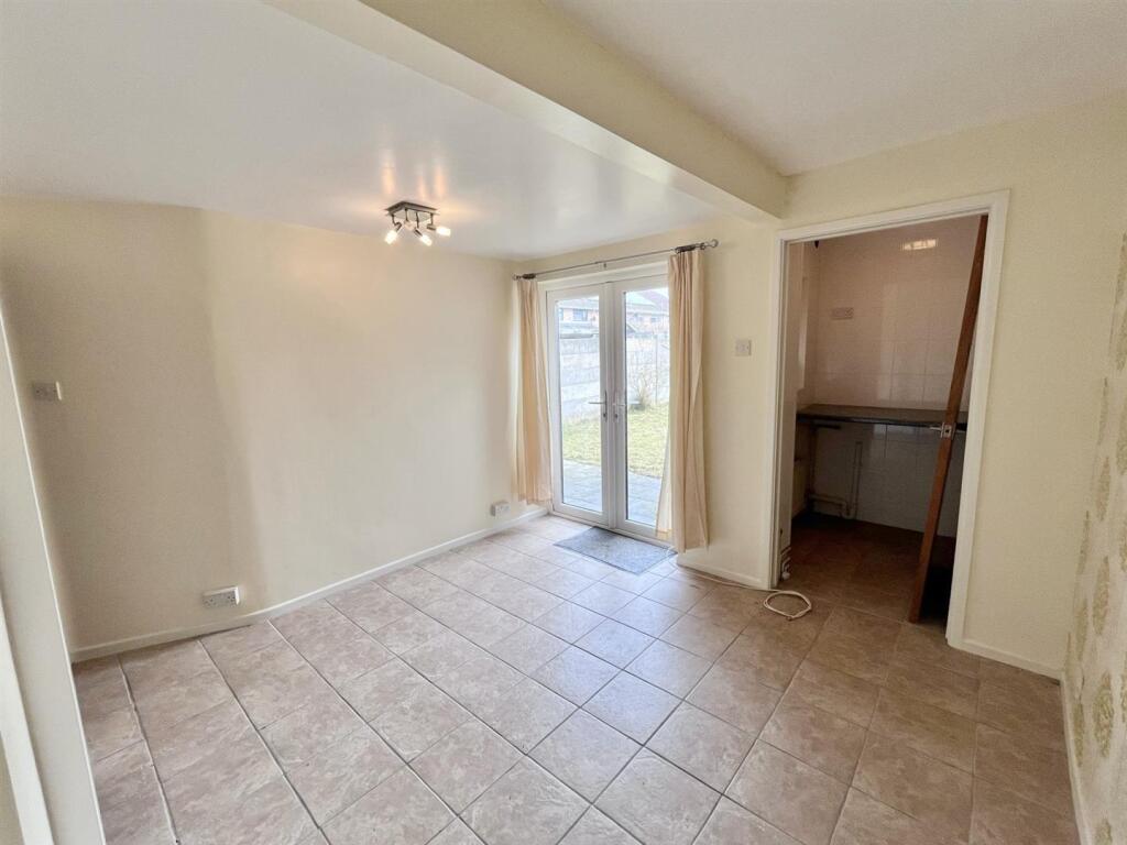 Reception/Ground Floor Bedroom
