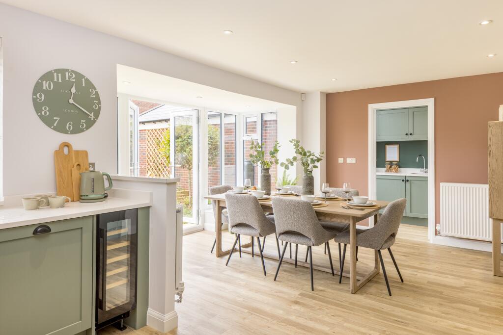 Fiddington Fields Holden kitchen-diner