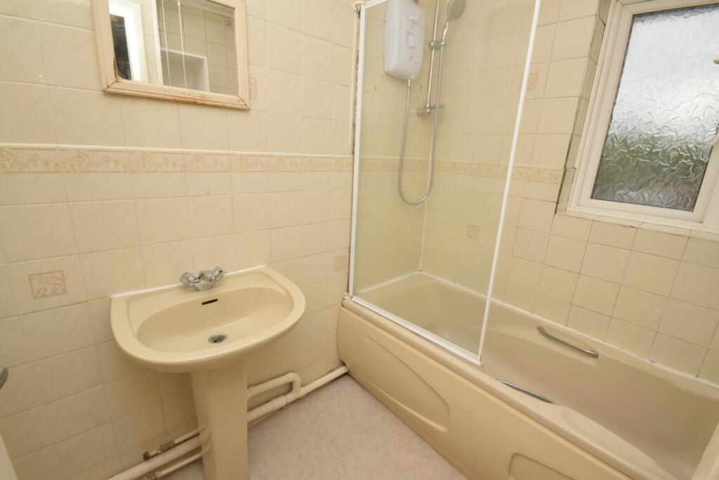 Main Bathroom