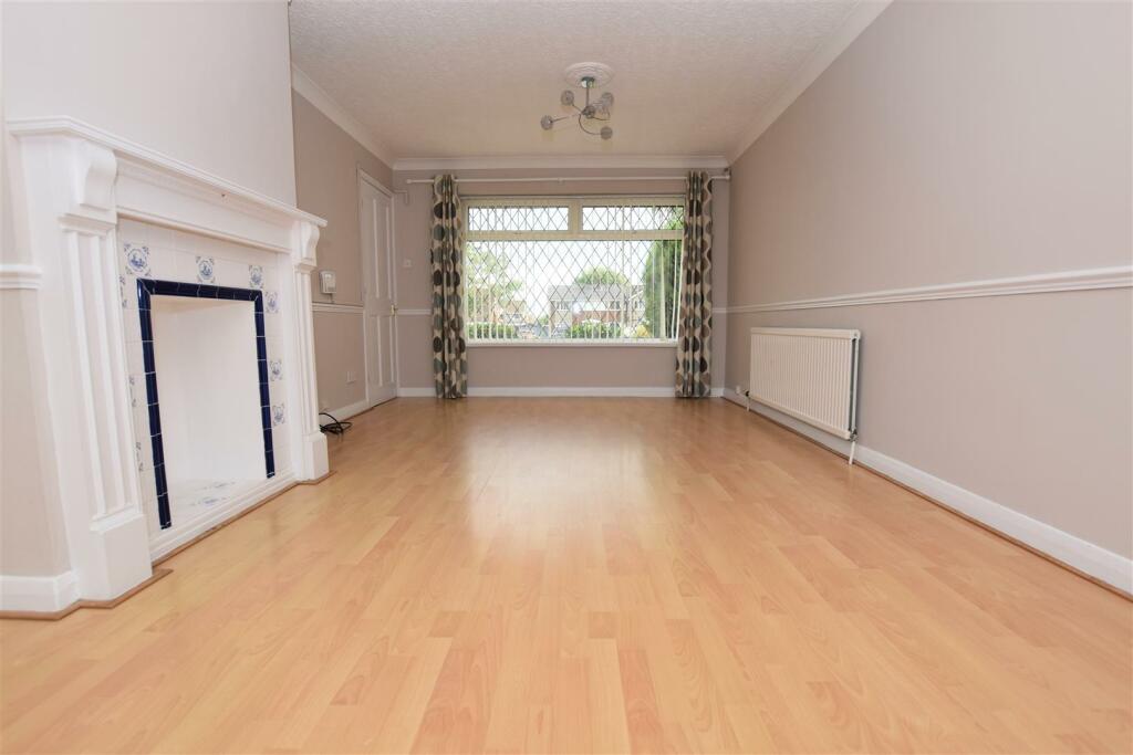 Lounge Area.jpg