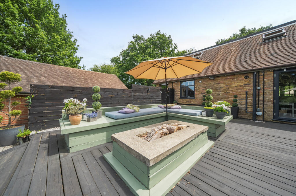 1312503-5-685c0b7...