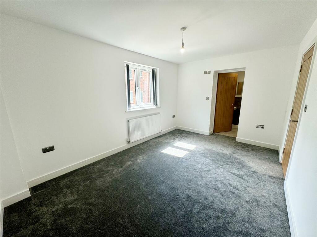 warwick court master bedroom.jpg