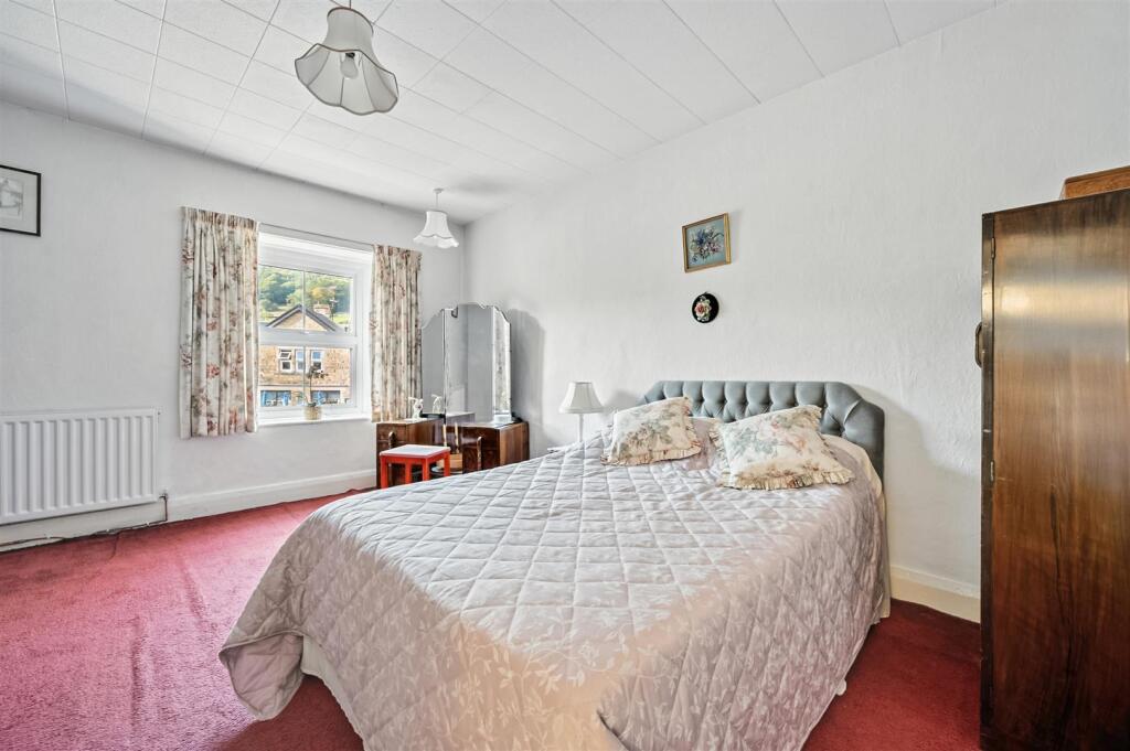 Saxton Mee Brookside 0010.jpg