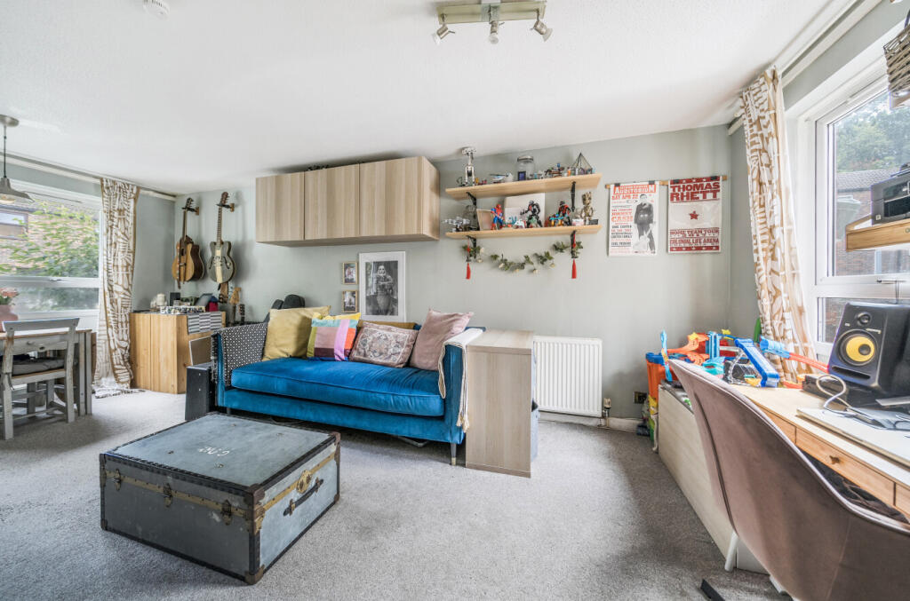 1329679-10-688354...