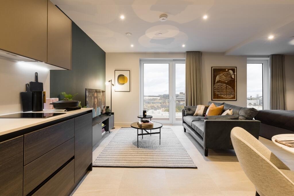 Mcewan Walk, Edinburgh, EH3
