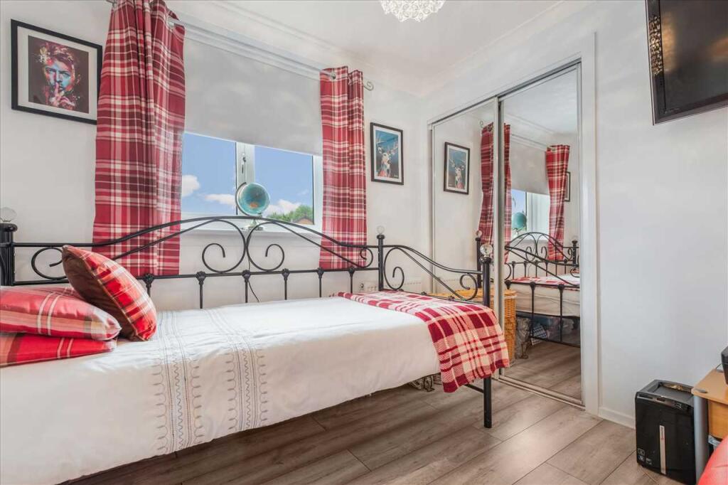 Bedroom Three (1)