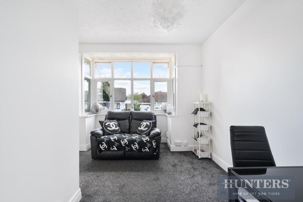 LANGLEY AVENUE (2).jpg