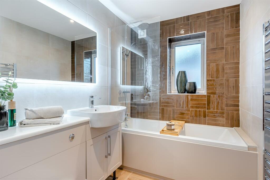 8632067-interior15.jpg