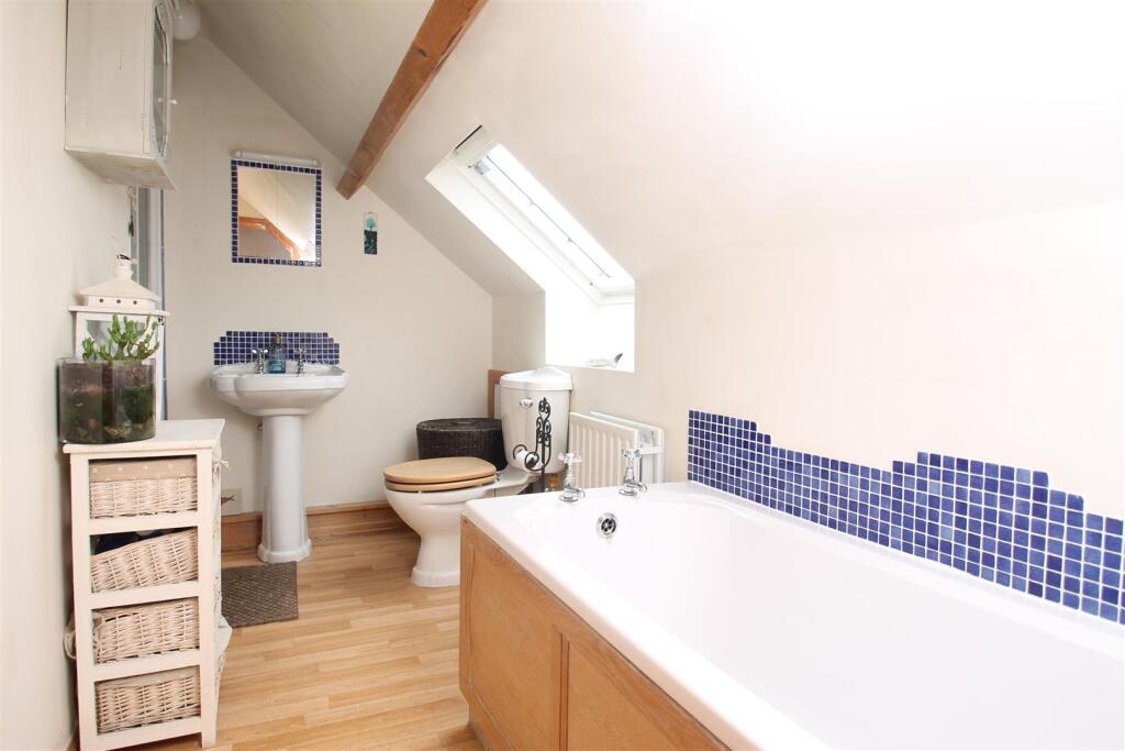 bathroom.JPG