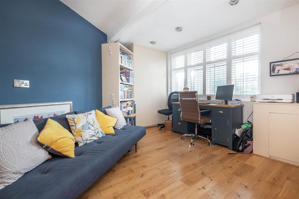 51-embercourt-road (61).jpg