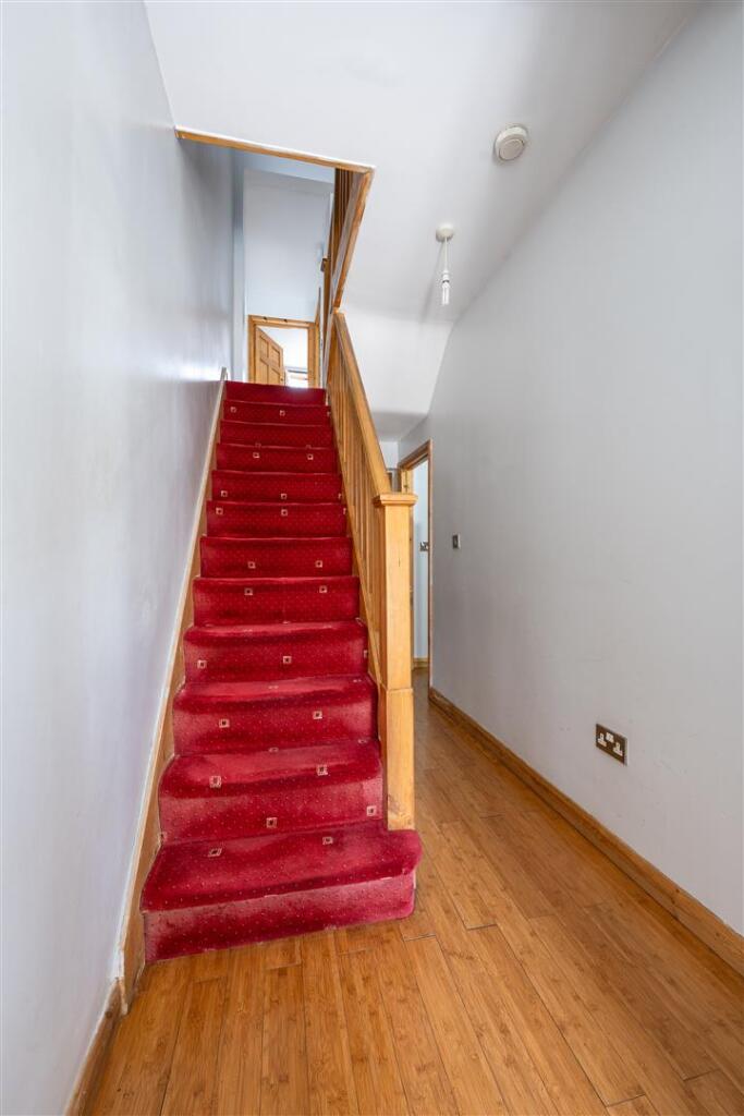 Hallway.jpg