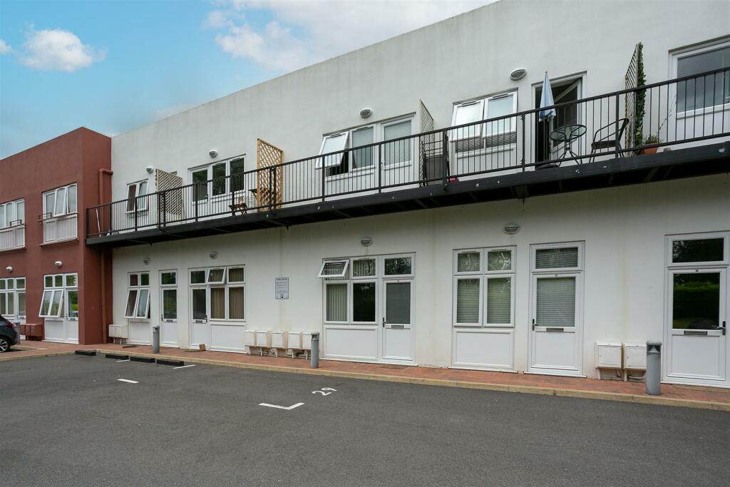 14 Fitzroy House-1011.jpg
