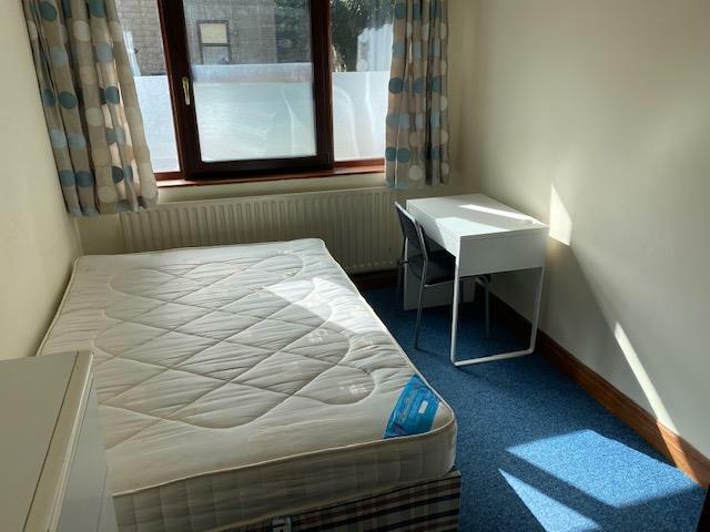 12A Turners Lane (9).jpg