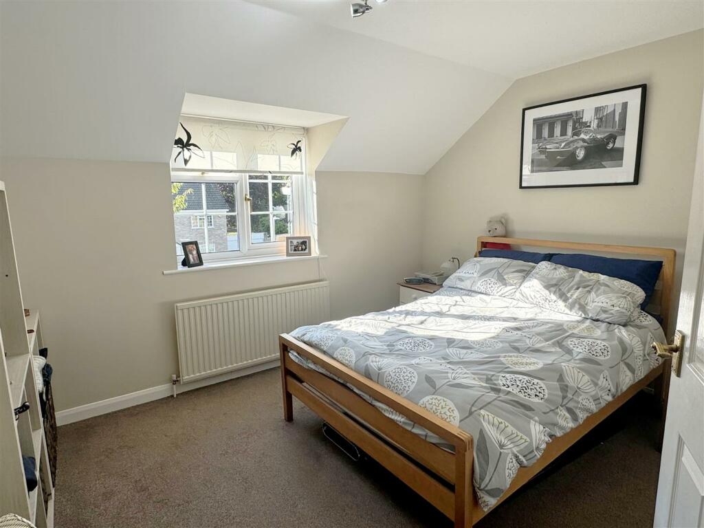 Bed 3.JPG
