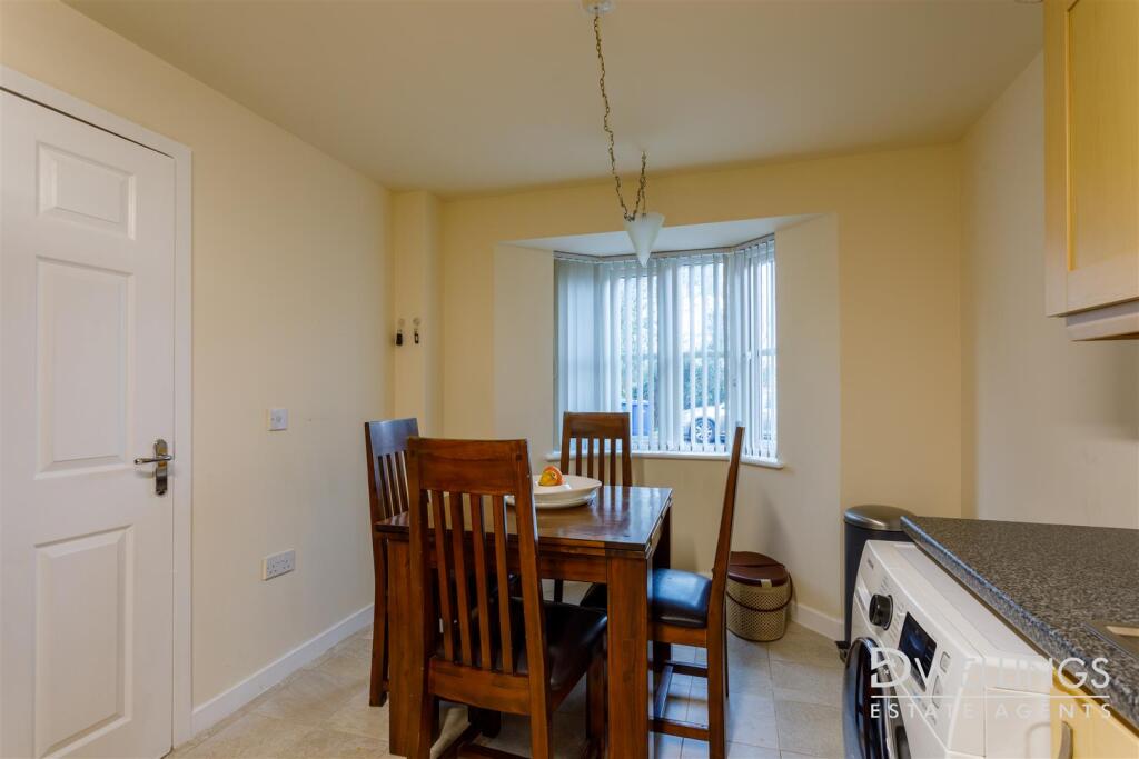 DWELEST- 20 St Matthew street, DE14 3DT - 009.jpg