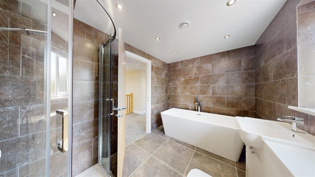 Stoney Acres 2 Bathroom 2.jpg