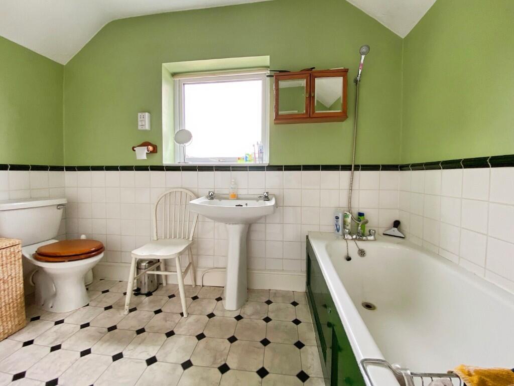 First Floor Bathroom