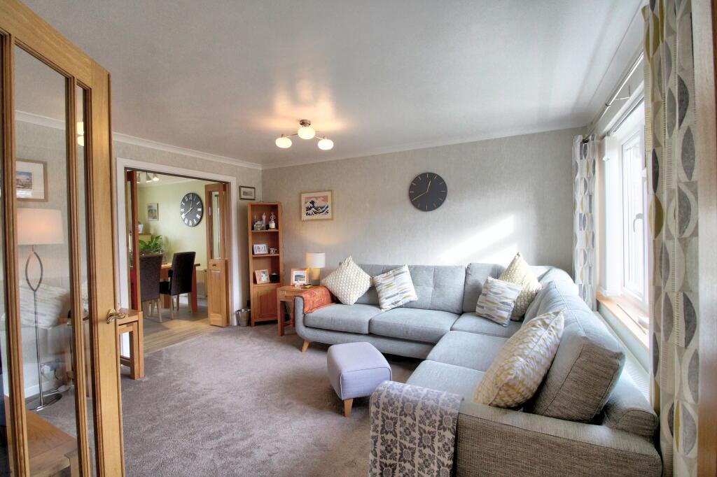 IMG_2072_3_4_Interior 4