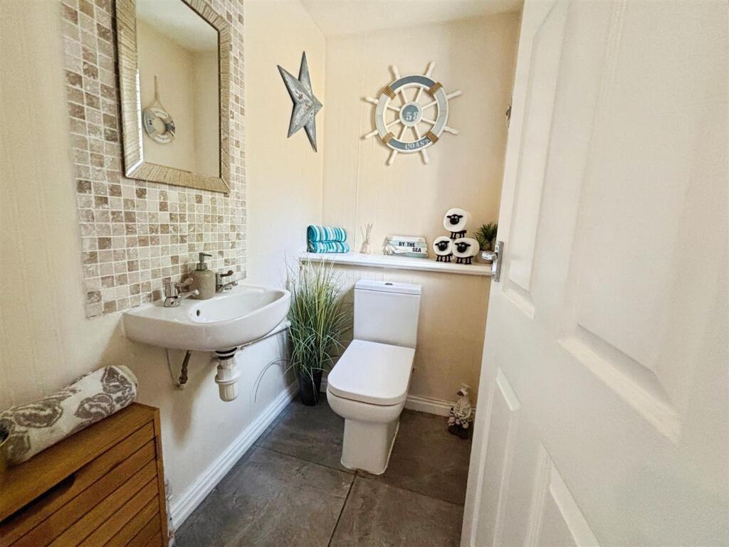 Ground Floor WC