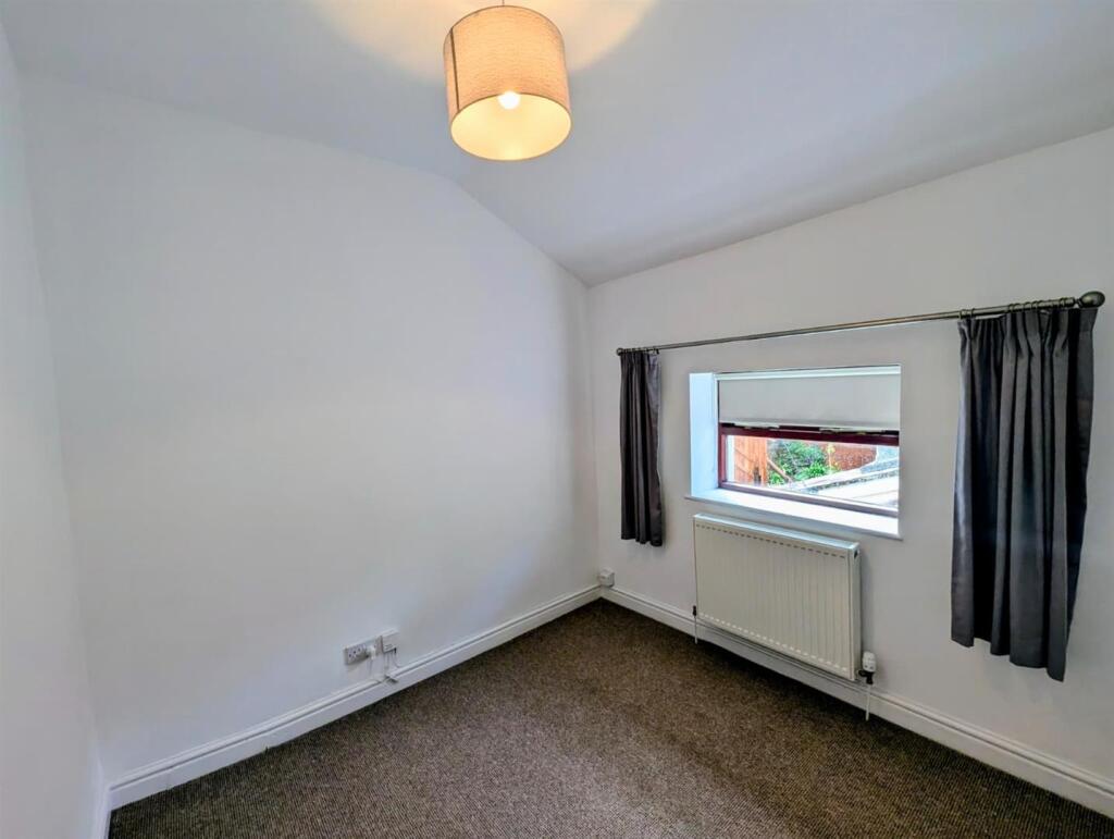 2nd bedroom.jpg