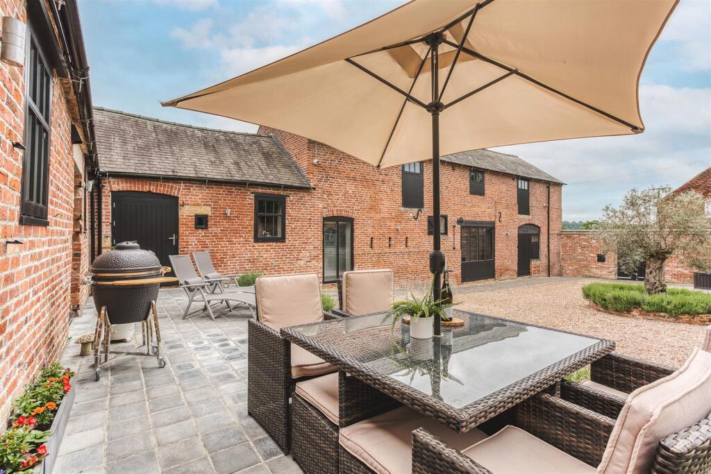 Private Courtyard Garden