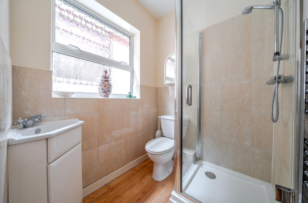 1294015-26-682b31...