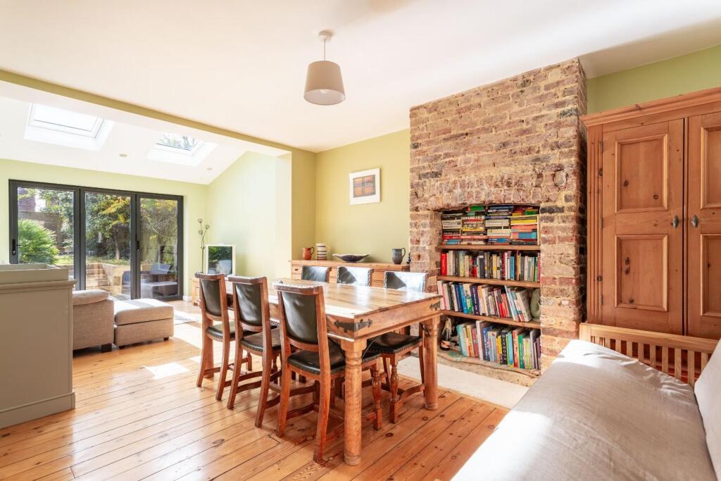 dining area.jpg