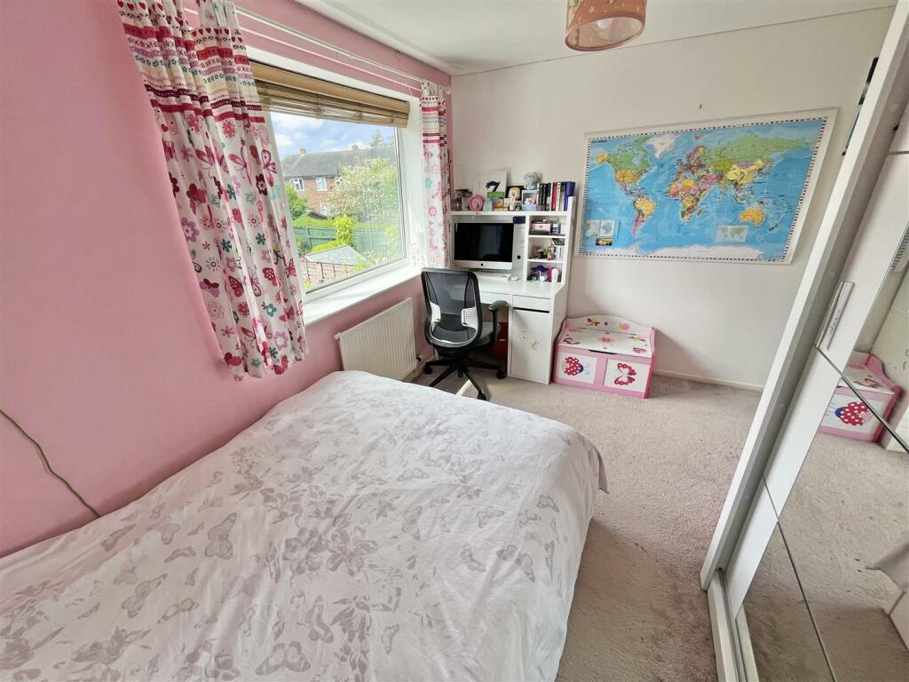 Bedroom 2 Aspect 2.jpg