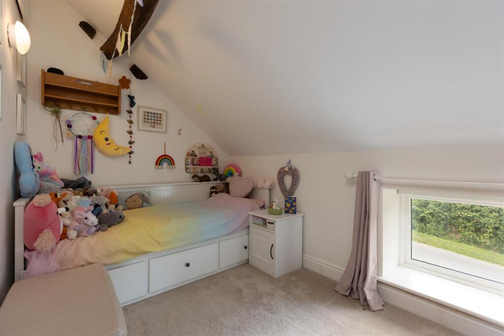 Brook Lane 31 Bedroom 3-1.jpg