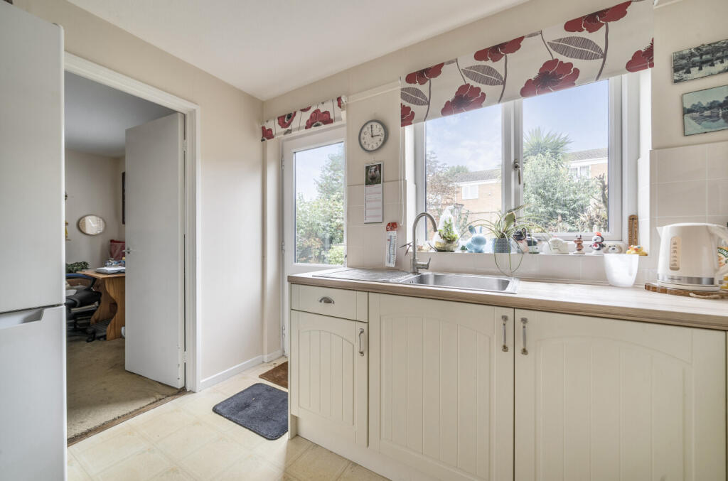 1349680-10-68c193...