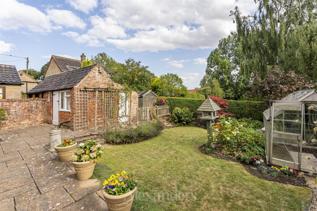 18 school hill-23.jpg