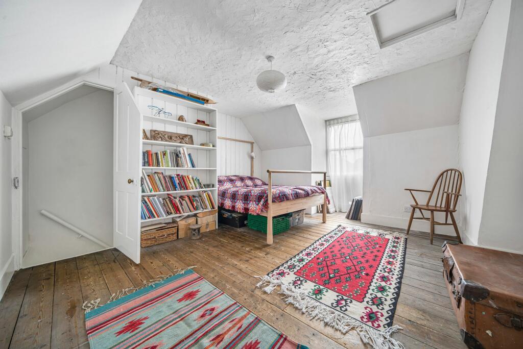 Bedroom Three (2)