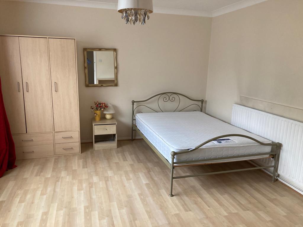 Bedroom 1, Gideon Road, Eden Harper SW11