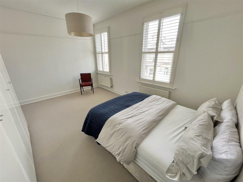 Bedroom 1 Aspect 3.jpg