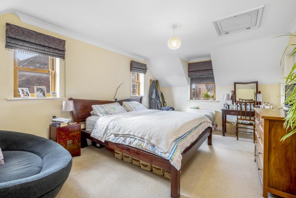 6 Abbey Gardens (Swineshead)-26