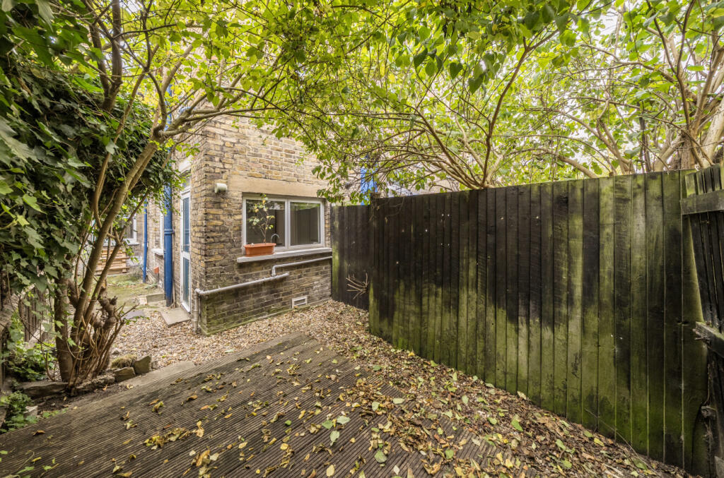 1369022-1-68ee2f1...