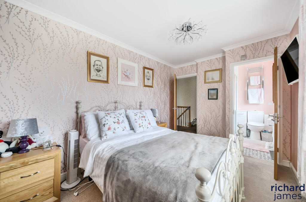 eb8497e48455453d94f6e5788f969921