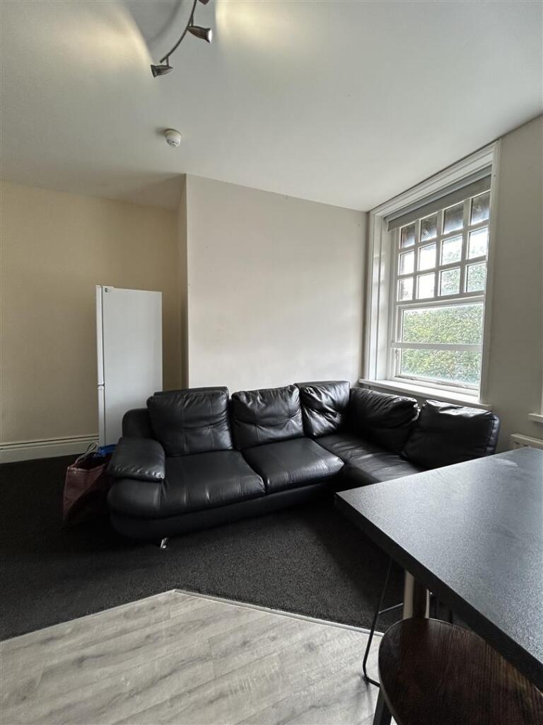 Flat 2, Living room