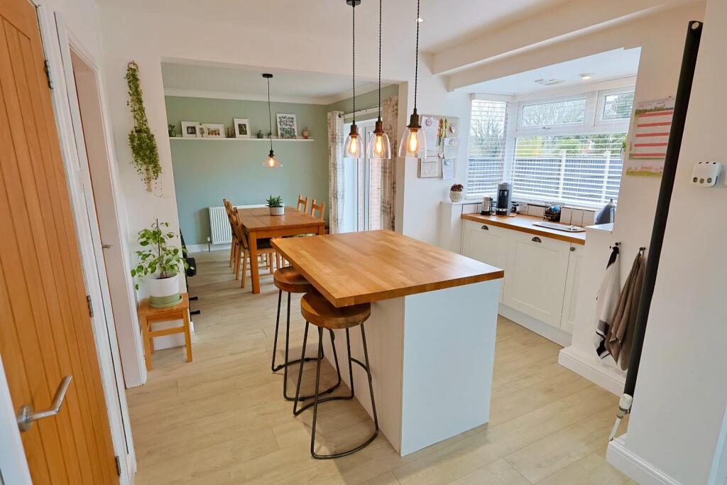 Kitchen / Diner