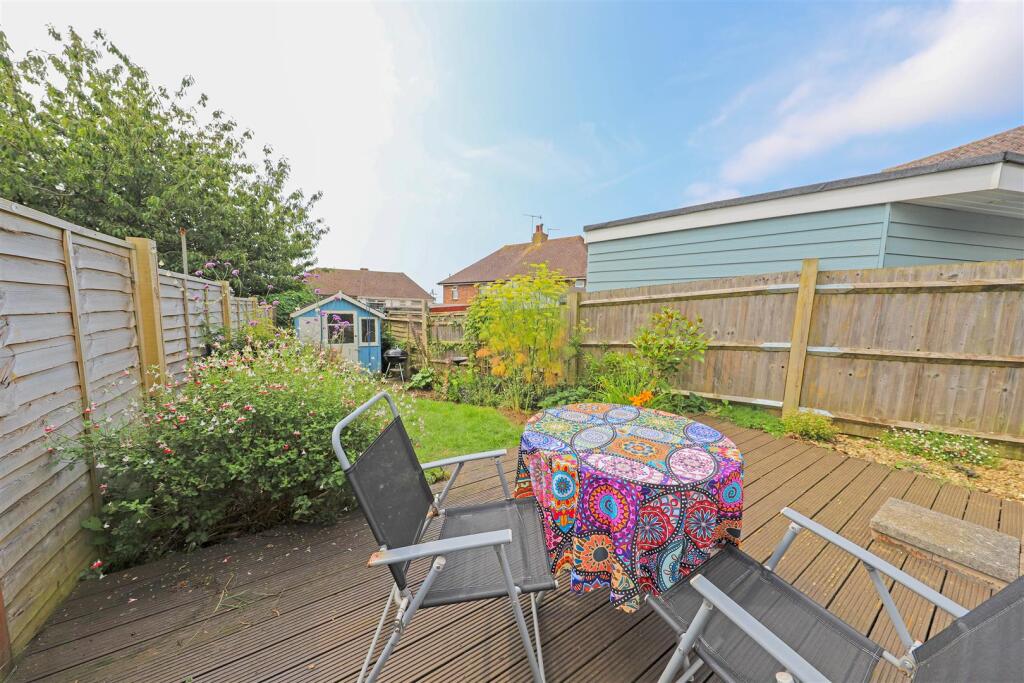 nicholas james summersdene garden.jpg