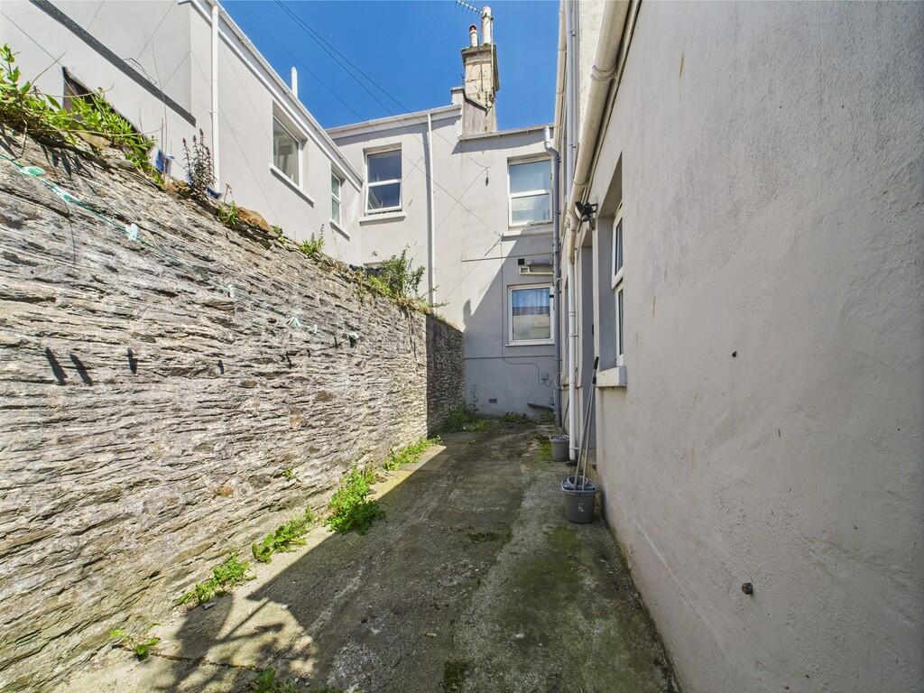 CAM02089G0-PR0463...