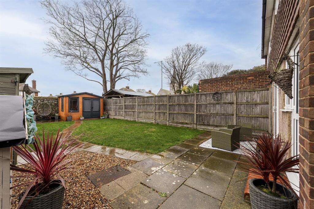 3 bedroom home for sale in Alicia Avenue Margate b