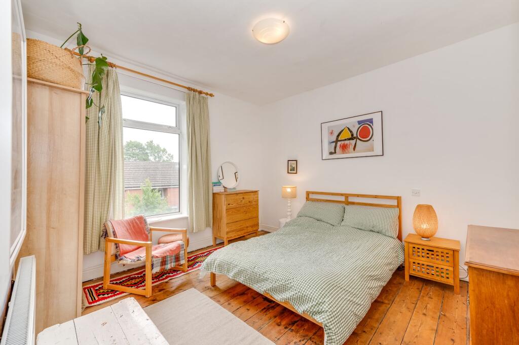 KITCHEN/DINER AND LIVING ROOM