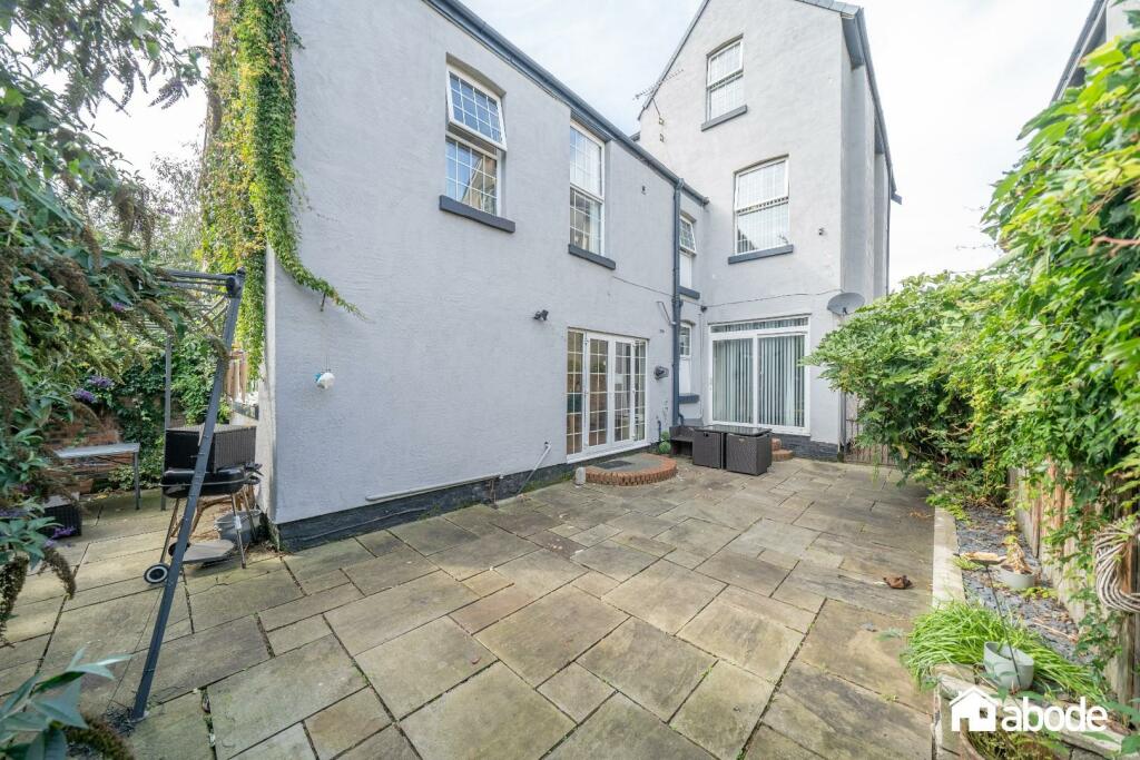 44 Brooke Road West (2 of 7) - Copy.jpg