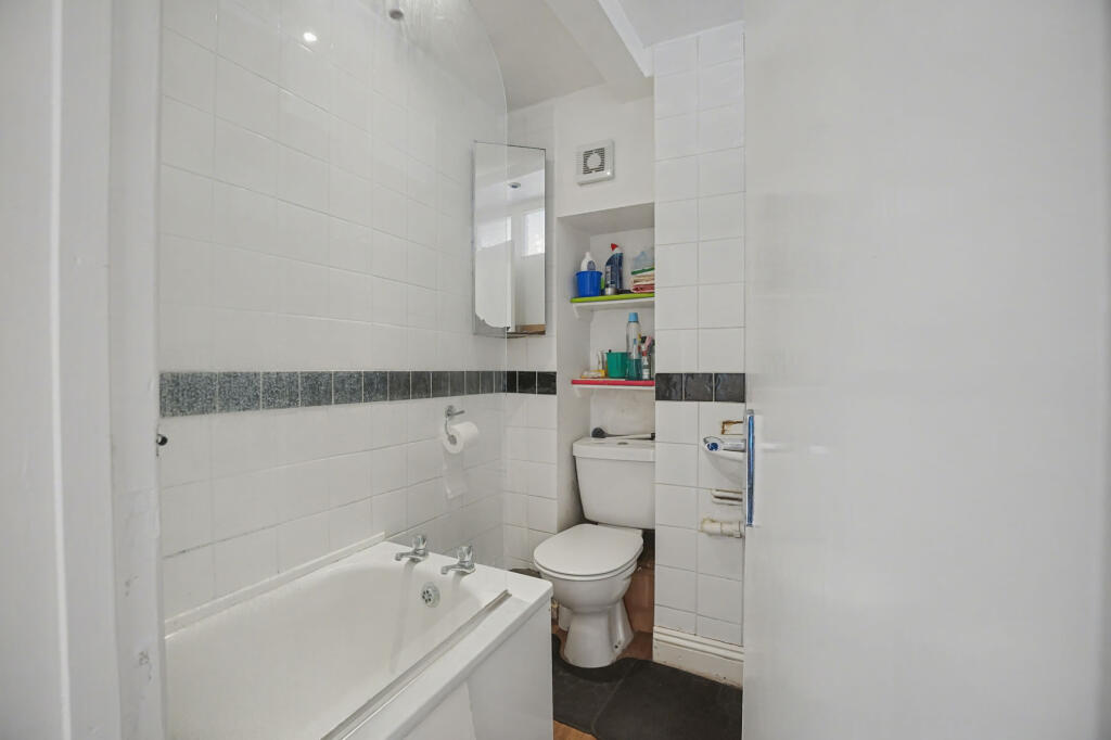 devonshire9374749420251231042918_DSC00055_ktmT7...